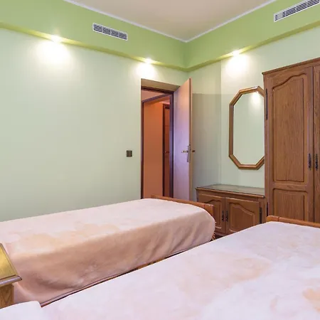 Beautiful In With Sauna *