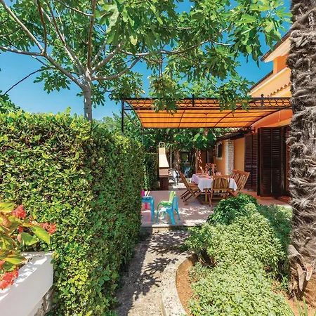 Beautiful In With Sauna Дом отдыха