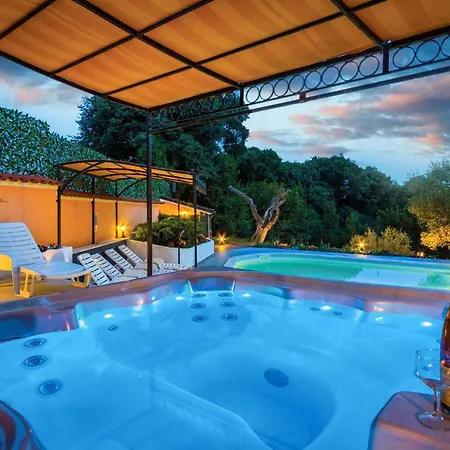 Beautiful In With Sauna Holiday home *