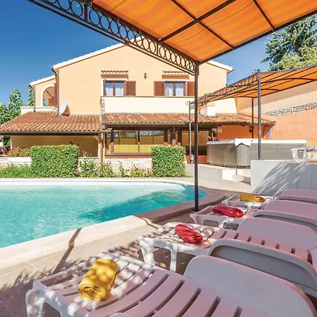 Beautiful In With Sauna