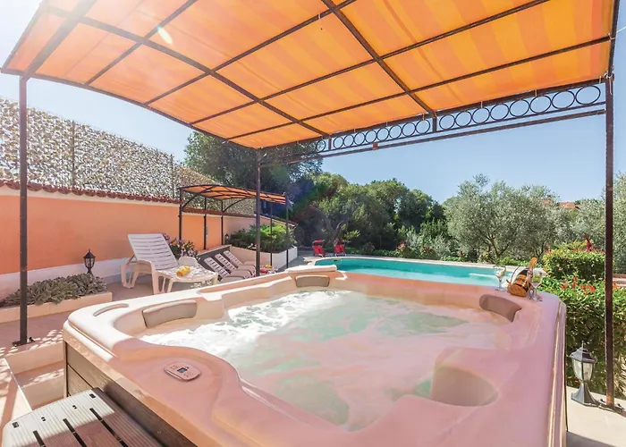 Holiday home Beautiful In With Sauna *