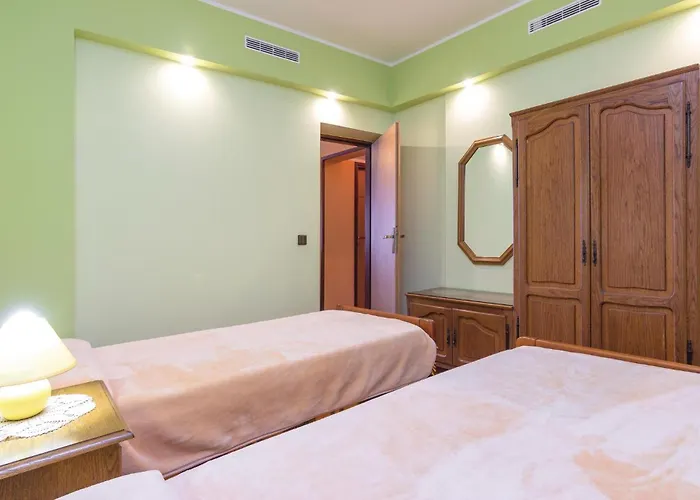 Beautiful In With Sauna *