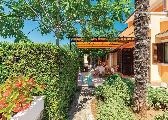 Beautiful In With Sauna Holiday home