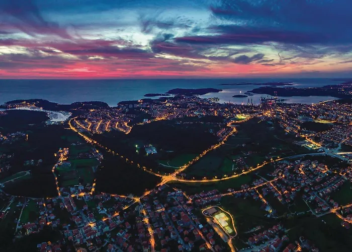 Holiday home Beautiful In With Sauna